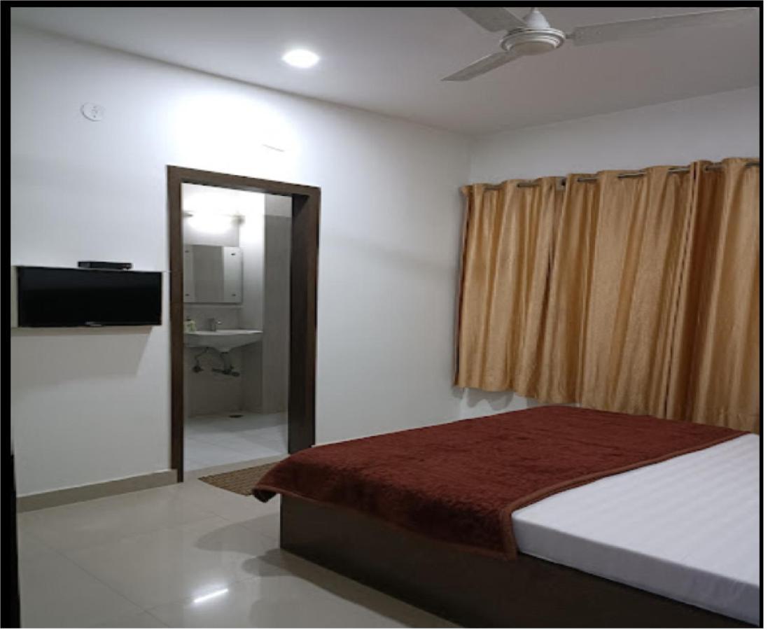 Supreme Guest House By Wb Inn Agra  Ngoại thất bức ảnh